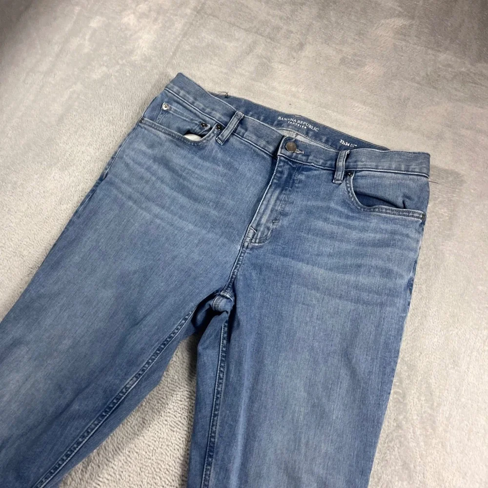 Banana Republic Traveler Jeans Mens 33x34 Slim Fit Light Wash Blue Denim Pants